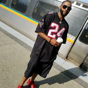 Meet your Posher, Gary